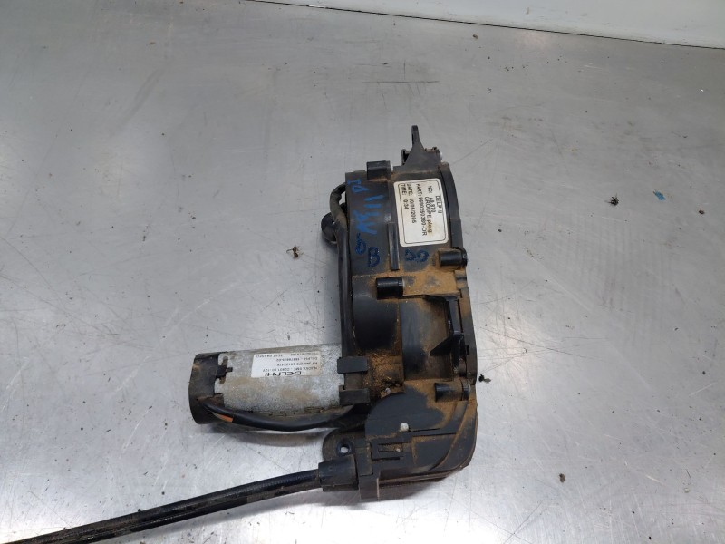 Recambio de motor cierre centralizado delantero izquierdo para peugeot 1007 dolce referencia OEM IAM 9680250380  