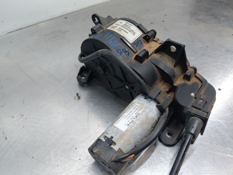 Recambio de motor cierre centralizado delantero izquierdo para peugeot 1007 dolce referencia OEM IAM 9680250380  