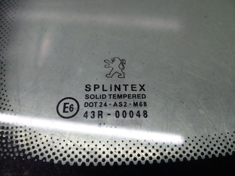 Recambio de luna custodia trasera izquierda para peugeot 1007 dolce referencia OEM IAM 8569RS  