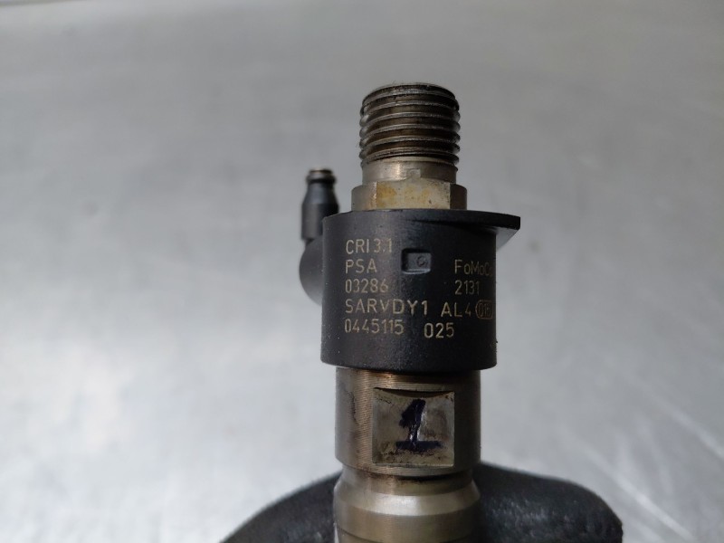 Recambio de inyector para citroën c-crosser exclusive referencia OEM IAM 0445115025  