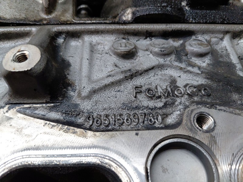 Recambio de culata para citroën c-crosser exclusive referencia OEM IAM   