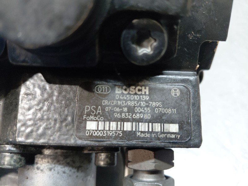 Recambio de bomba inyeccion para citroën c-crosser exclusive referencia OEM IAM 0445010139  