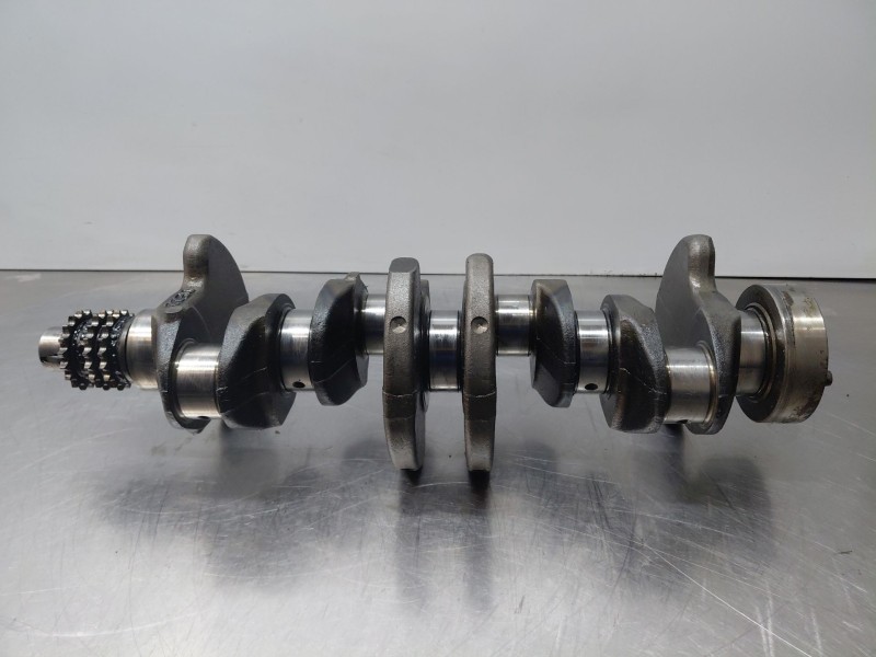 Recambio de cigueñal para mercedes-benz sprinter (w901,w904) caja cerr. 4-t referencia OEM IAM A6110310201 A6460310701 