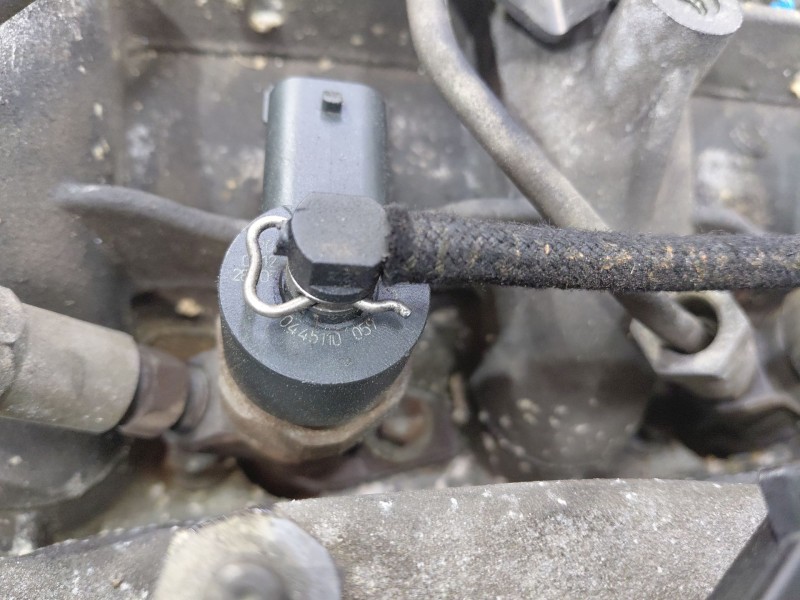 Recambio de motor completo para jeep cherokee (kj) sport referencia OEM IAM ENJ R425DOHC R425DOHC