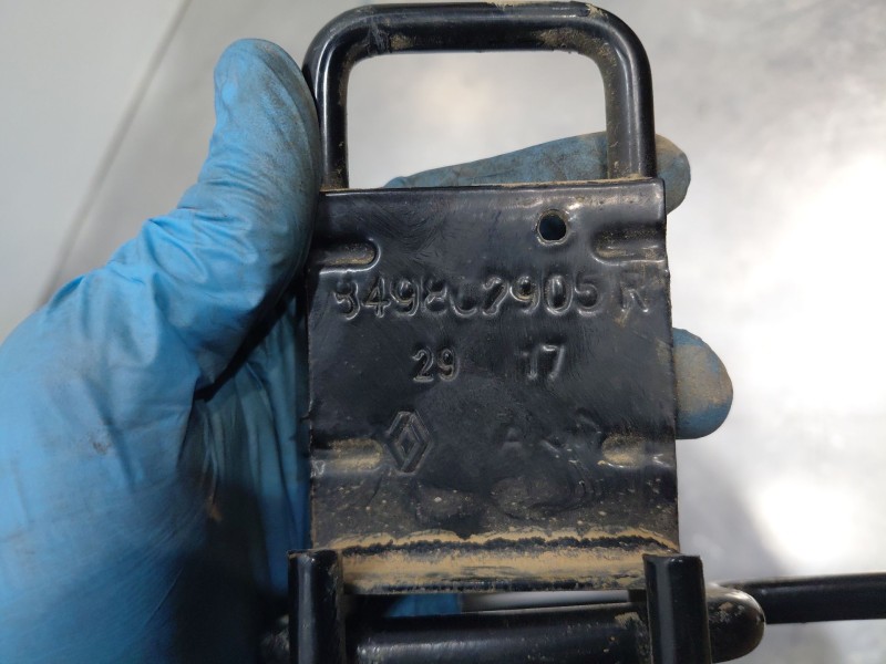 Recambio de soporte rueda repuesto para dacia lodgy laureate referencia OEM IAM   