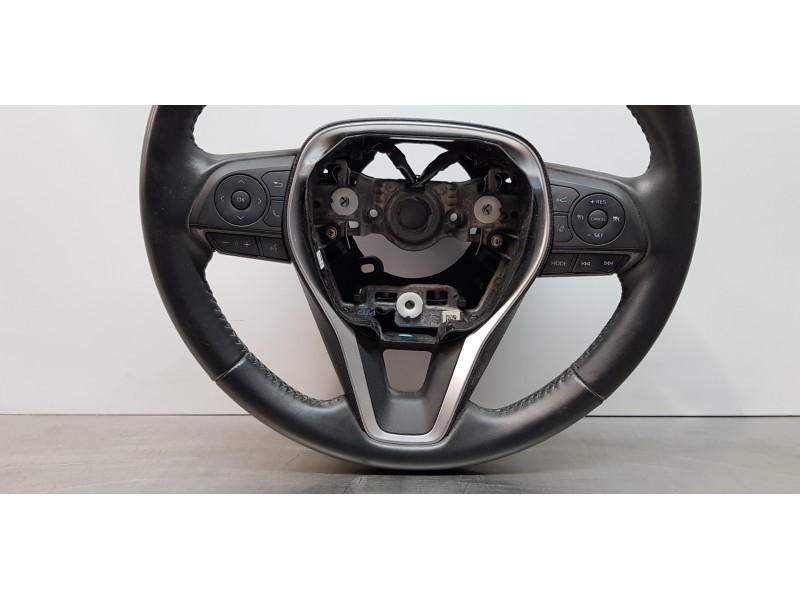 Recambio de volante para toyota corolla (e21) hybrid active referencia OEM IAM 4510202800C0 451000Z220 