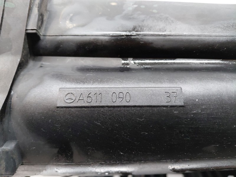 Recambio de colector admision para mercedes-benz sprinter (w901,w904) caja cerr. 4-t referencia OEM IAM A6110980507  