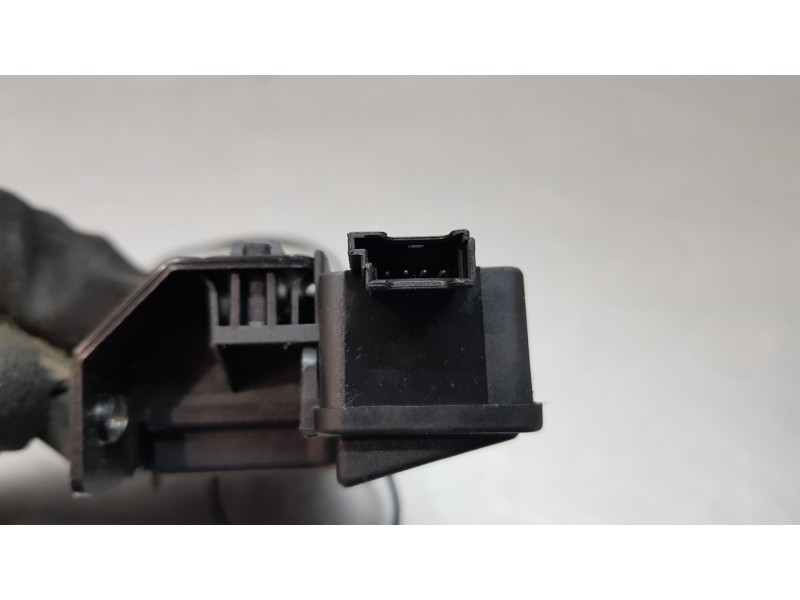 Recambio de cerradura maletero / porton para bmw serie 1 berlina (e81/e87) 116i referencia OEM IAM 51247840617  