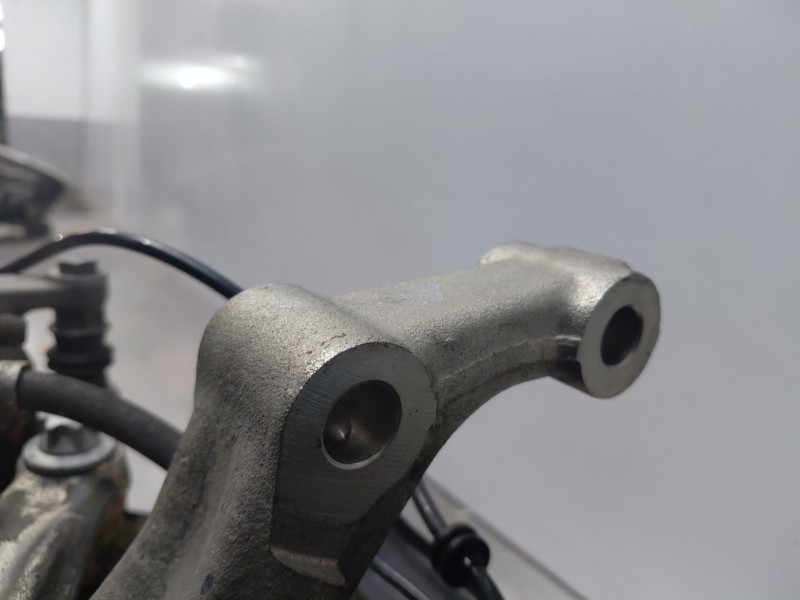 Recambio de mangueta delantera derecha para mercedes-benz clase b (w246) sport referencia OEM IAM A2463320601  