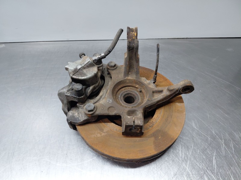 Recambio de mangueta delantera derecha para dacia lodgy laureate referencia OEM IAM 400143629R  