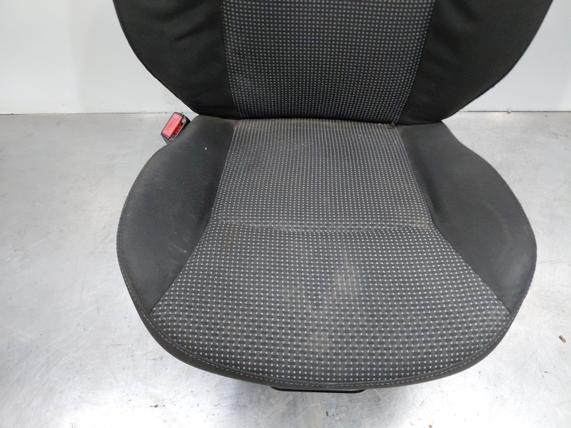Recambio de asiento delantero izquierdo para mercedes-benz citan (w415) furgon confort referencia OEM IAM A4159102300 7701209916