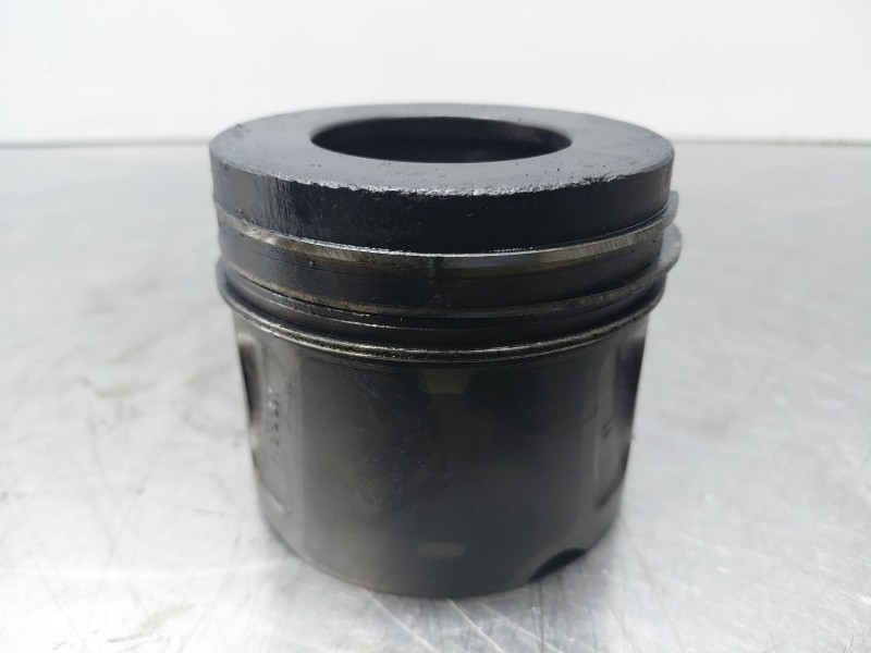 Recambio de piston para citroën jumper kasten l2h2 referencia OEM IAM 9800484180  