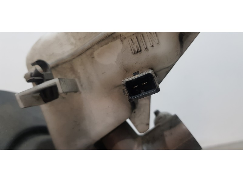 Recambio de servofreno para kia carens ( ) business referencia OEM IAM 59110A4011  