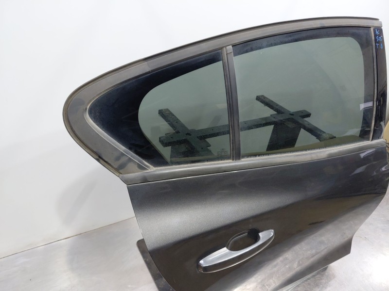 Recambio de puerta trasera derecha para ford focus st-line referencia OEM IAM   