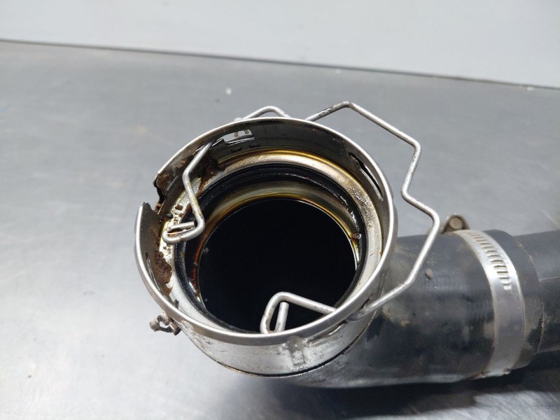 Recambio de tubo presion turbocompresor para kia xceed tech referencia OEM IAM 227307600  