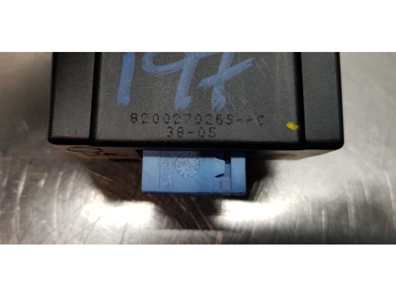 Recambio de freno de mano electrico para renault scenic ii authentique referencia OEM IAM 8200270265   Recambio de freno de mano electrico para renault scenic ii authentique referencia OEM IAM 8200270265