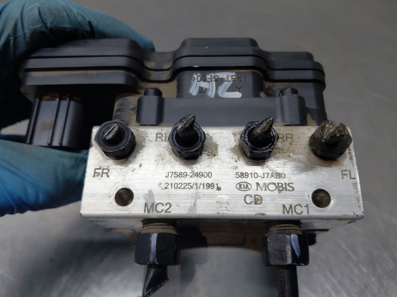 Recambio de abs para kia xceed tech referencia OEM IAM   