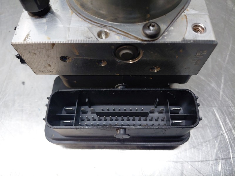 Recambio de abs para kia xceed tech referencia OEM IAM   