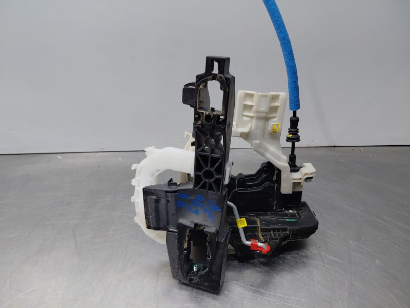 Recambio de cerradura puerta delantera derecha para kia xceed tech referencia OEM IAM   