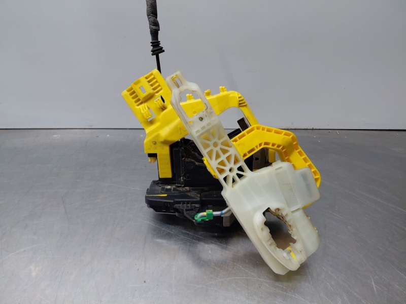 Recambio de cerradura puerta trasera izquierda para kia xceed tech referencia OEM IAM   