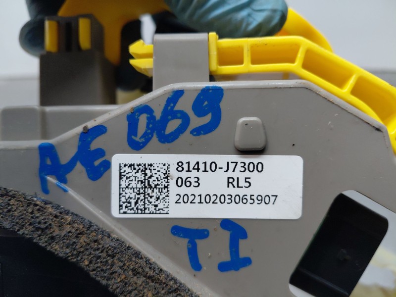 Recambio de cerradura puerta trasera izquierda para kia xceed tech referencia OEM IAM   