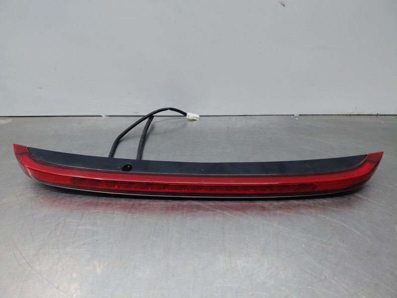 Recambio de luz central de freno para kia xceed tech referencia OEM IAM   