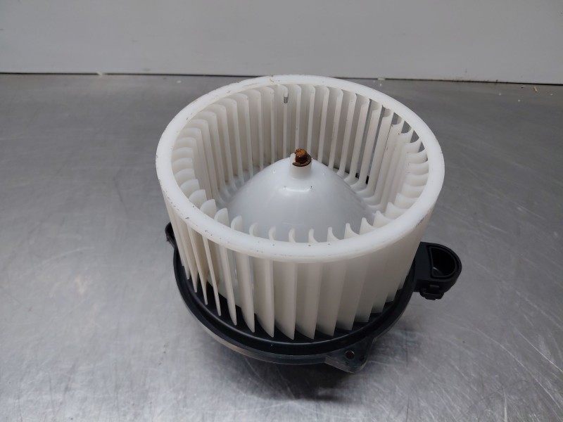 Recambio de motor calefaccion para kia xceed tech referencia OEM IAM   