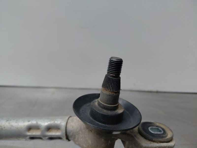 Recambio de motor limpia delantero para kia xceed tech referencia OEM IAM   