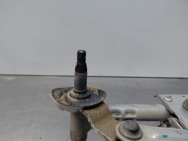 Recambio de motor limpia delantero para kia xceed tech referencia OEM IAM   