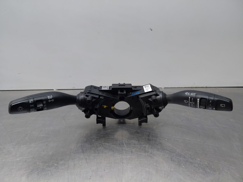 Recambio de mando multifuncion para kia xceed tech referencia OEM IAM   