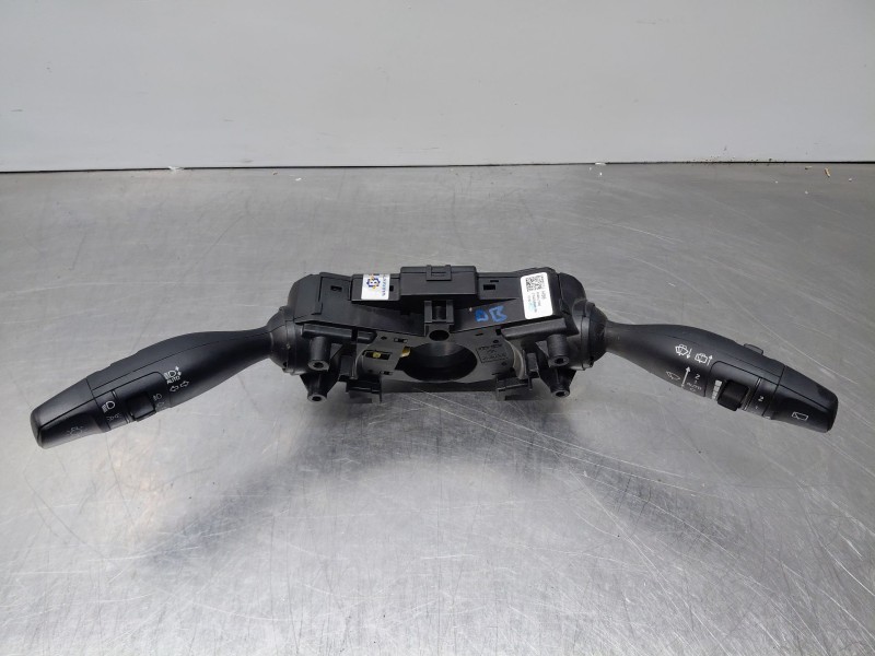 Recambio de mando multifuncion para kia xceed tech referencia OEM IAM   