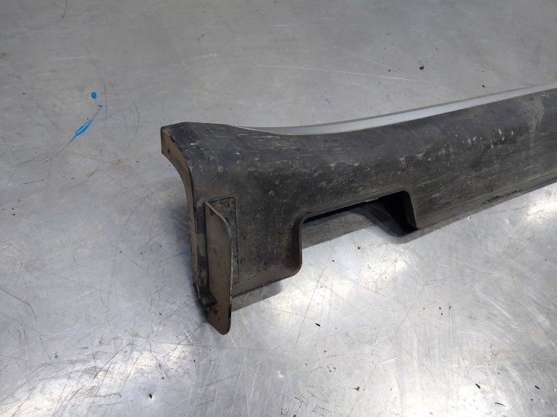 Recambio de faldon lateral para kia xceed tech referencia OEM IAM   