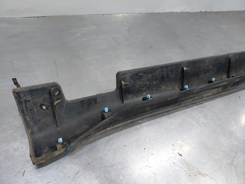 Recambio de faldon lateral para kia xceed tech referencia OEM IAM   