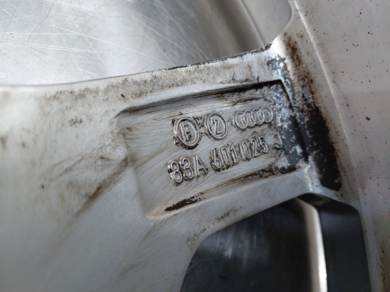 Recambio de llanta para audi q3 (f3b) 35 tdi referencia OEM IAM   