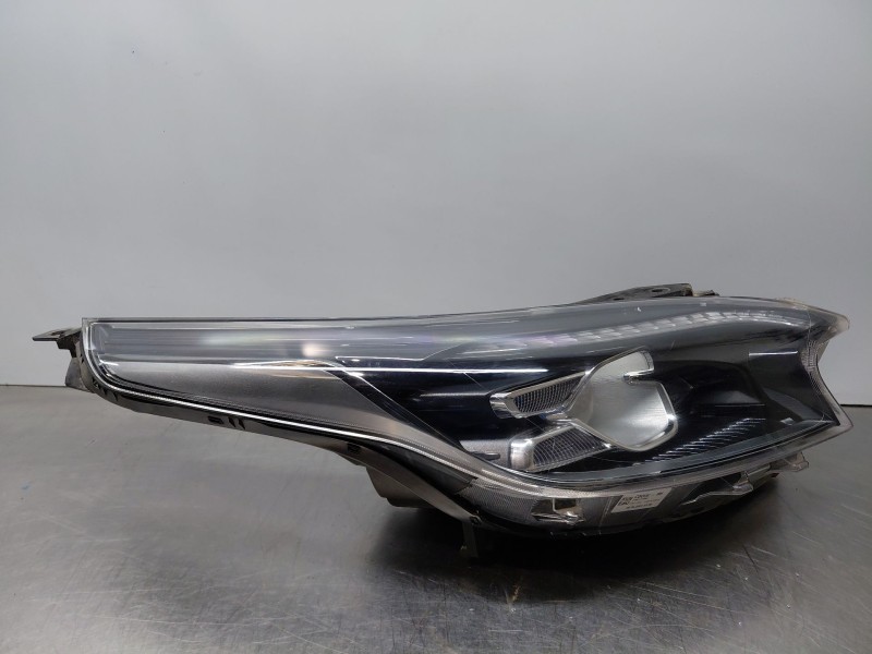 Recambio de faro derecho para kia xceed tech referencia OEM IAM   