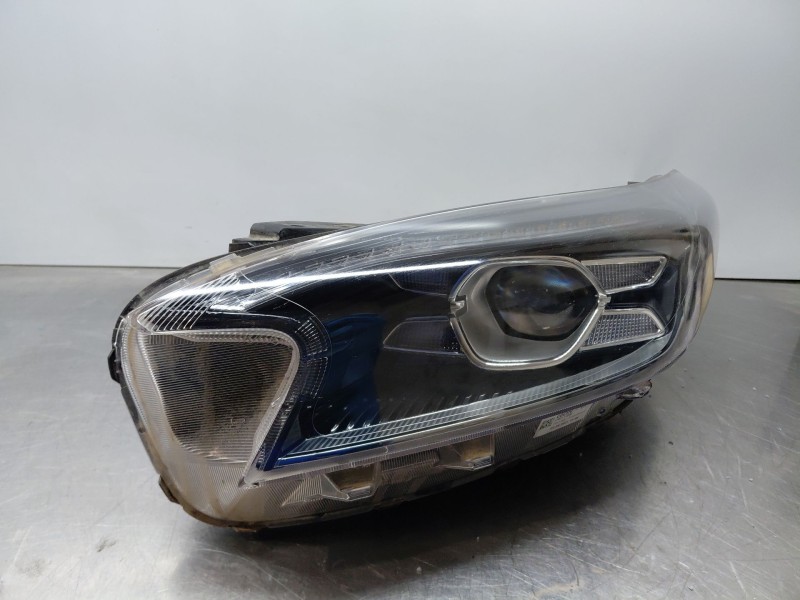 Recambio de faro izquierdo para kia xceed tech referencia OEM IAM   