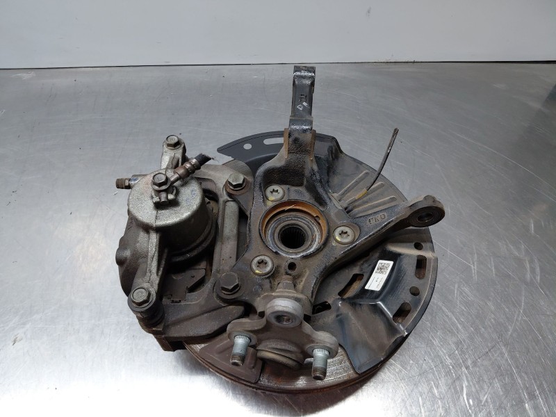 Recambio de mangueta delantera derecha para kia xceed tech referencia OEM IAM 51716J7AA0  