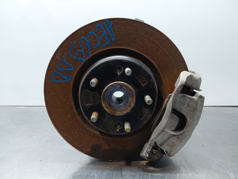 Recambio de mangueta delantera derecha para kia xceed tech referencia OEM IAM 51716J7AA0  