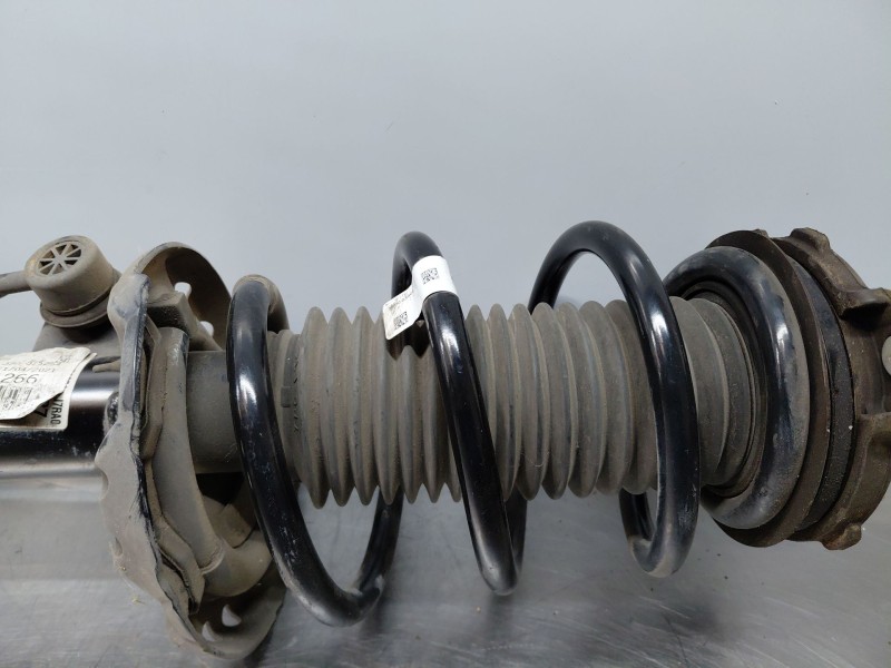 Recambio de amortiguador delantero izquierdo para kia xceed tech referencia OEM IAM 54651J7RA0  