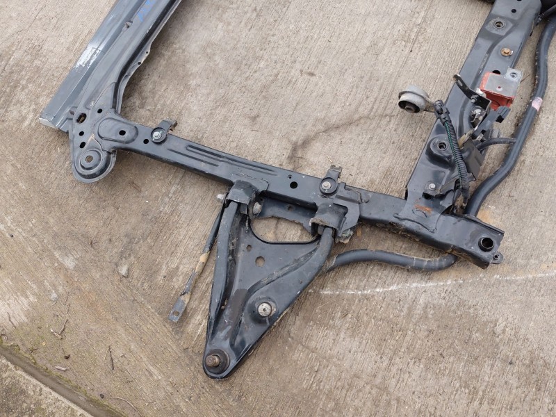 Recambio de puente delantero para dacia logan ii ambiance referencia OEM IAM 544016728R  