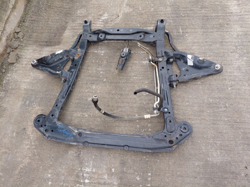 Recambio de puente delantero para dacia lodgy laureate referencia OEM IAM 544010575R 544011591R 