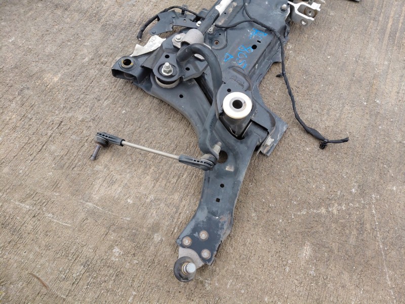 Recambio de puente delantero para ford focus st-line referencia OEM IAM   