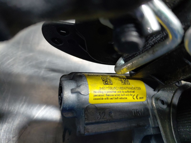 Recambio de cinturon seguridad delantero izquierdo para peugeot 5008 allure referencia OEM IAM 98019805XX  