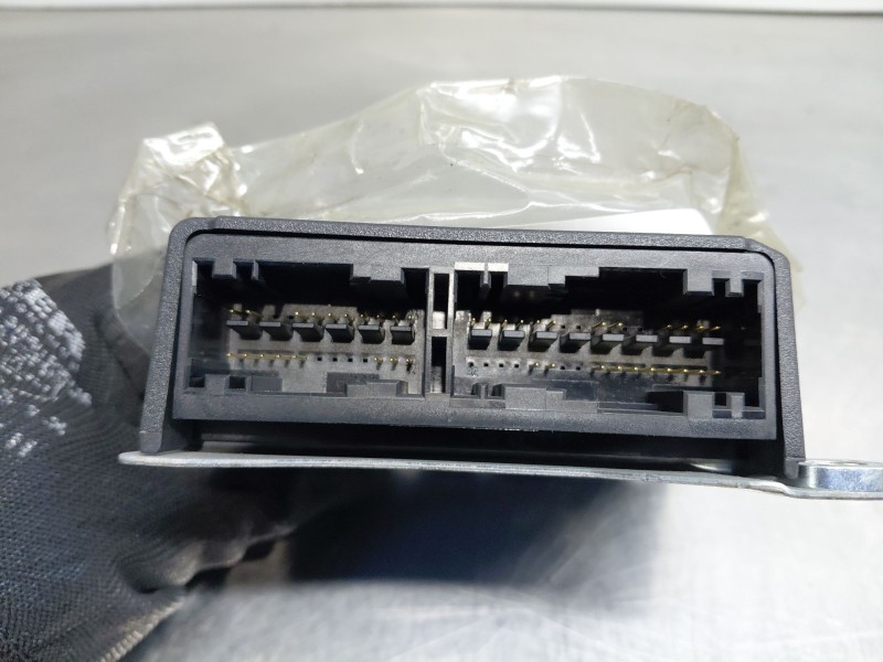 Recambio de centralita airbag para peugeot 5008 allure referencia OEM IAM 9675181780 0285010830 