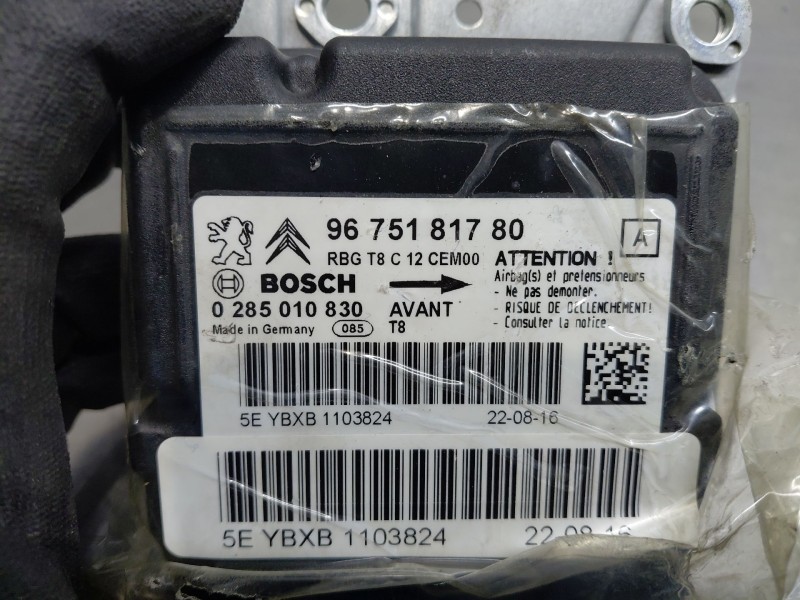 Recambio de centralita airbag para peugeot 5008 allure referencia OEM IAM 9675181780 0285010830 