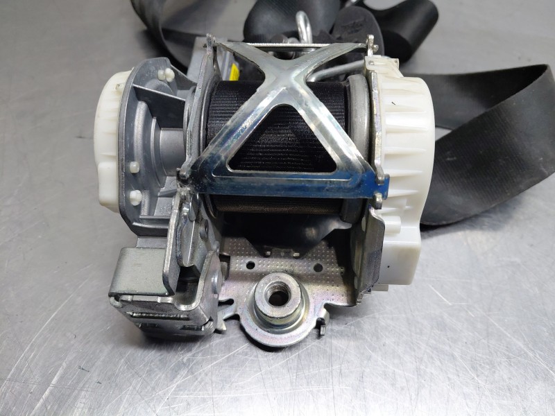 Recambio de cinturon seguridad delantero izquierdo para peugeot 5008 allure referencia OEM IAM 98019805XX  