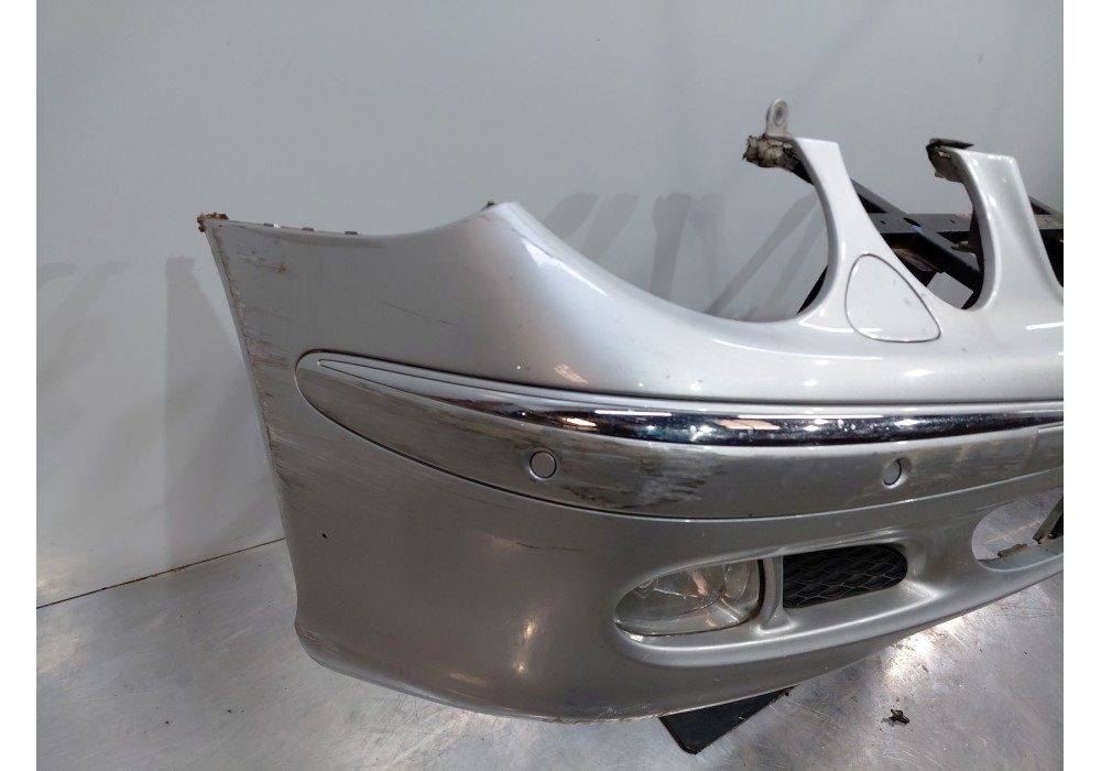 Recambio de paragolpes delantero para mercedes-benz clase e (w211) e 270 cdi (211.016) referencia OEM IAM A2118800140  