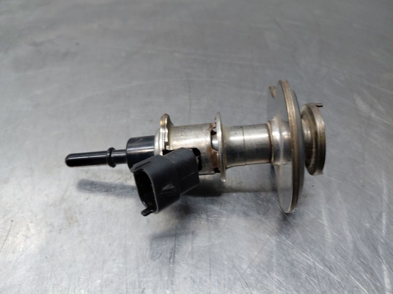 Recambio de inyector para ford focus st-line referencia OEM IAM KV615J281AB  