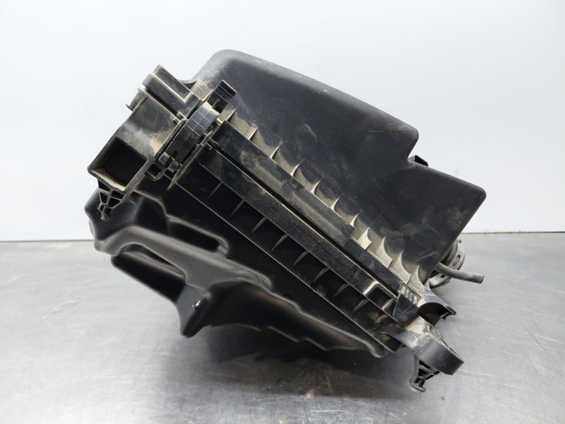 Recambio de filtro aire para ford focus st-line referencia OEM IAM 2256960  