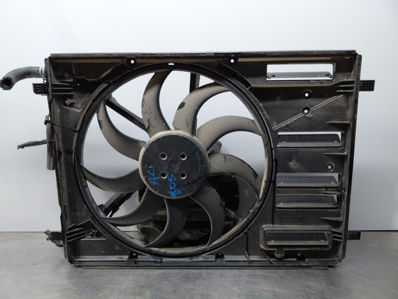Recambio de electroventilador para ford focus st-line referencia OEM IAM 2213993  